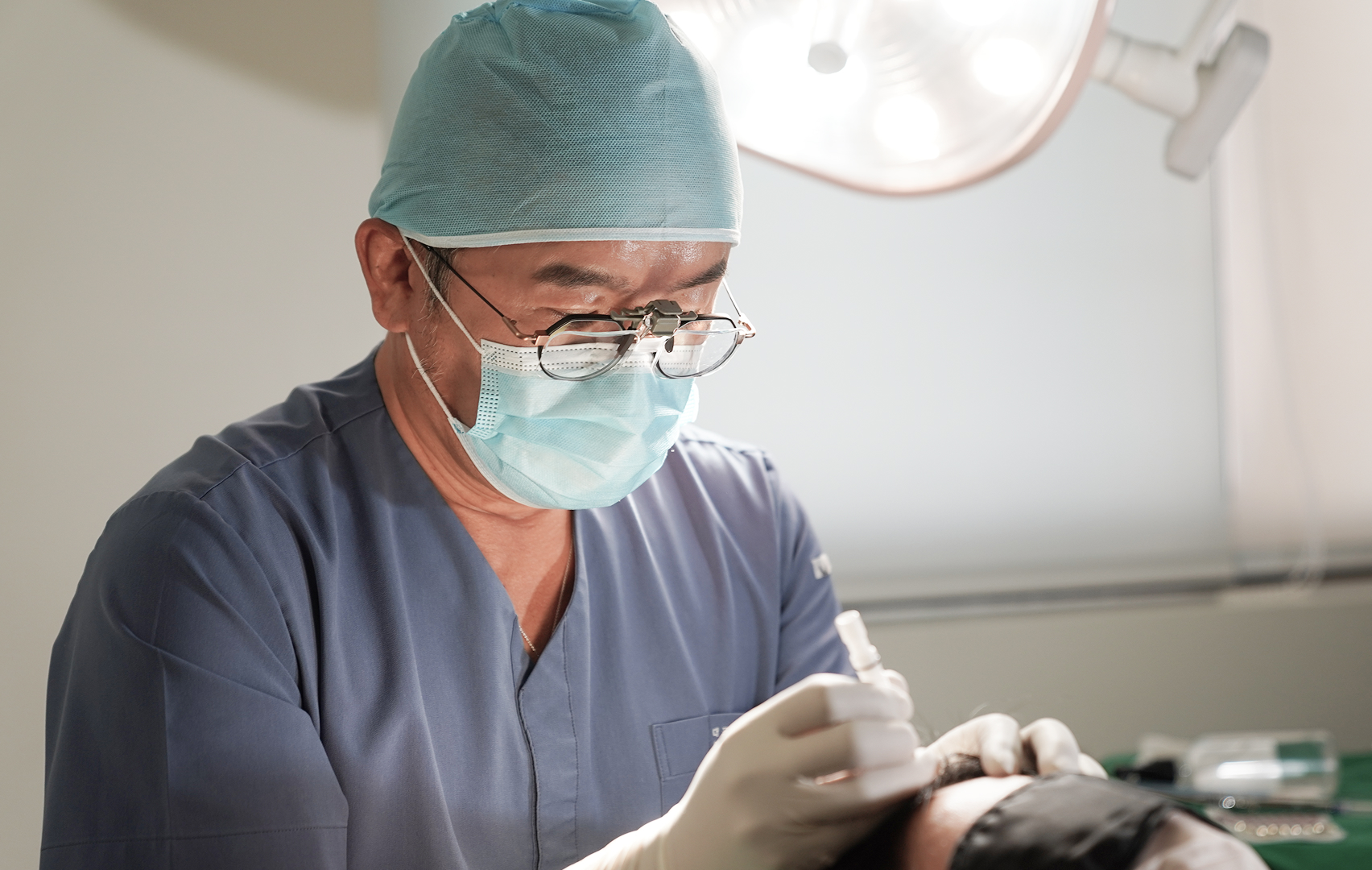 모발이식의 진행과정